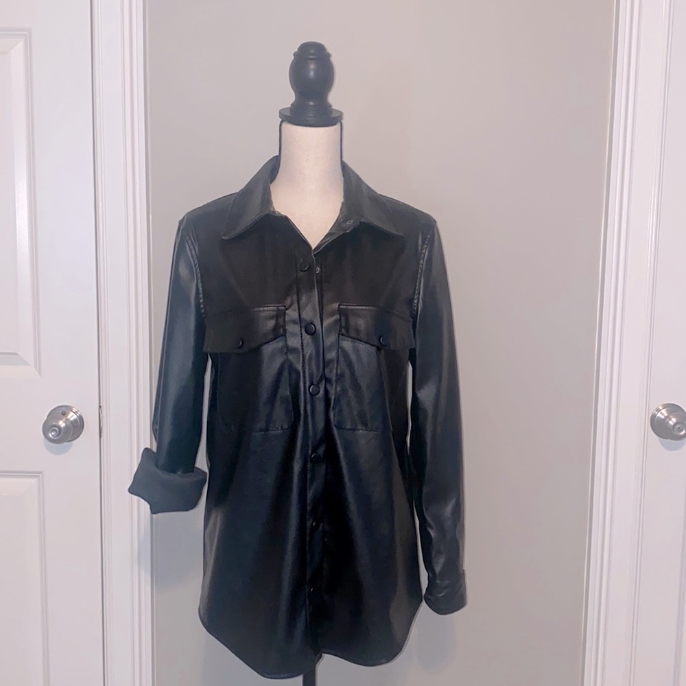 Laundry, black vegan leather long sleeve shacket. Size S